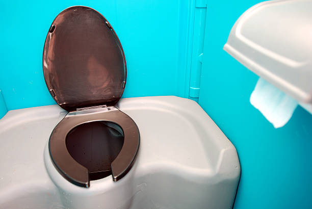 Porta potty delivery and setup in Lucedale, MS